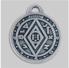 O amuleto Pentáculo de Salomón protexe contra riscos financeiros e gastos irrazonables